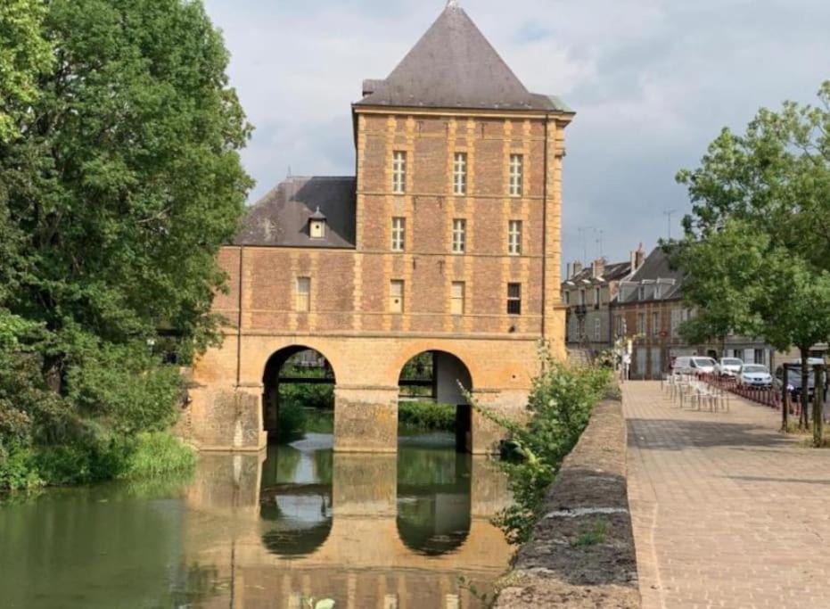 Charleville-Mézières Le Petit Ardennais מראה חיצוני תמונה